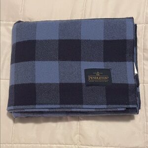 Pendleton Navy and Light Blue Buffalo Plaid Throw